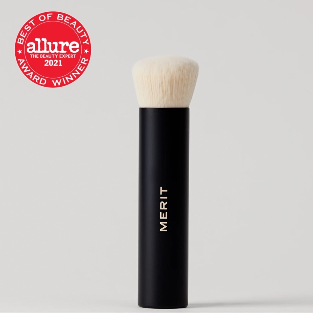 NEW 💄 Merit Brush No.1 BLENDING BRUSH